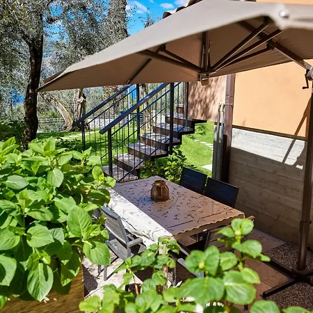 Lägenhet Callalillyjardin