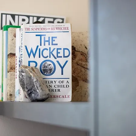 Callalillyjardin アパート マルチェージネ