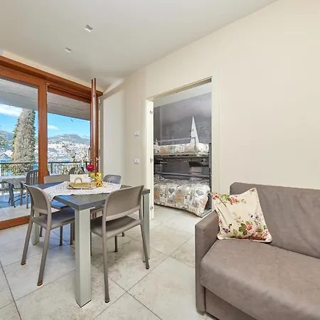 Callalillyjardin Apartment Malcesine