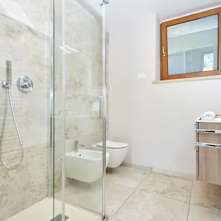 Callalillyjardin Apartman Malcesine