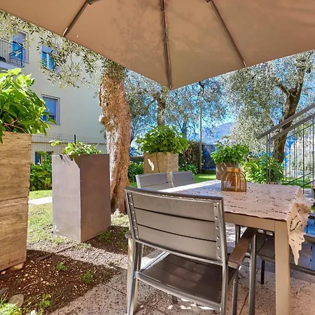 Callalillyjardin Apartman