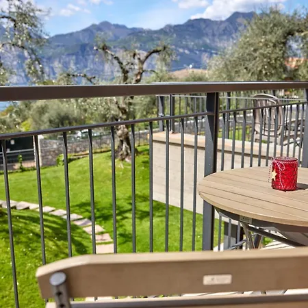 Callalillyjardin * Malcesine